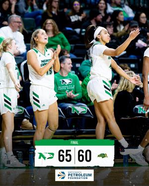 Image post by @UNDwbasketball on Twitter
