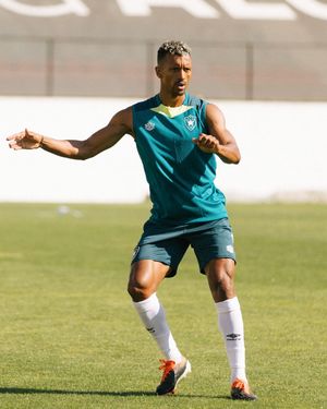 Image post by @luisnani on Instagram
