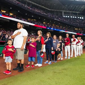 Image post by @dbacksgiveback on Instagram