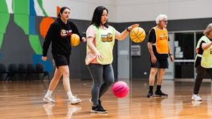 Video post by @basketballaus on YouTube
