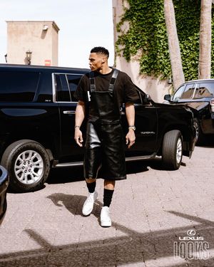 Image post by @laclippers on Instagram