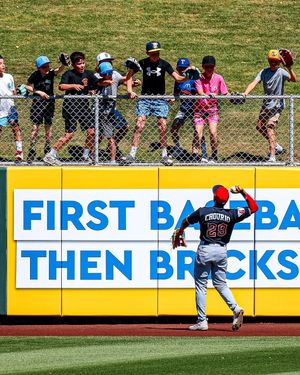 Image post by @guardsinsider on Instagram