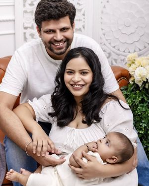 Image post by @newbornbabyphotographystudio on Instagram