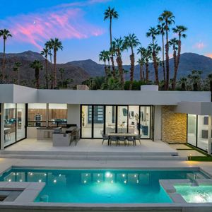 Image post by @panoramicdoors on Instagram