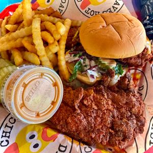 Image post by @daveshotchicken on Instagram