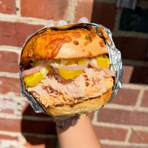 Image post by @bagelstreetdeli on Instagram
