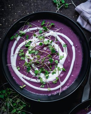 Image post by @crowded_kitchen on Instagram
