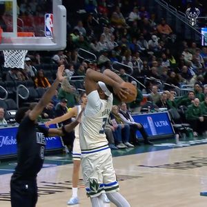Video post by @milwaukeebucks on Facebook