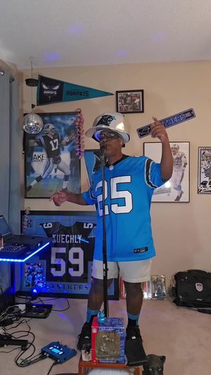 Video post by @carolina_mic on TikTok