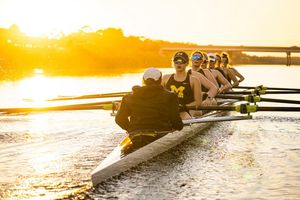 Image post by @umichrowing on Instagram