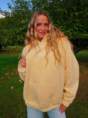 Image post by @mia__rogan on Instagram