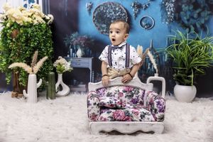 Image post by @newbornbabyphotographystudio on Instagram