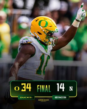 Image post by @oregonfootball on Twitter