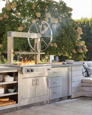 Image post by @kalamazoogrills on Instagram