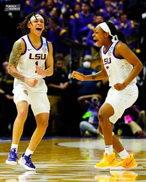 Image post by @marchmadnesswbb on Instagram