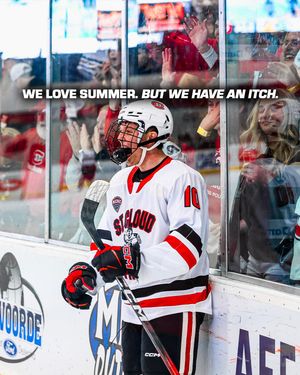 Image post by @scsumhockey on Instagram