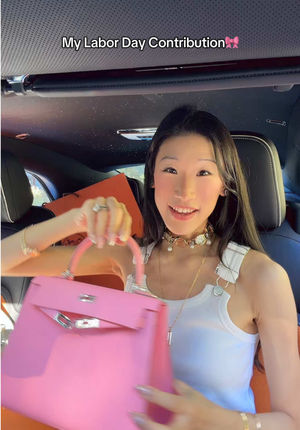 Video post by @beccaxbloom on TikTok