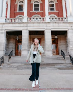 Image post by @mizzoupha on Instagram