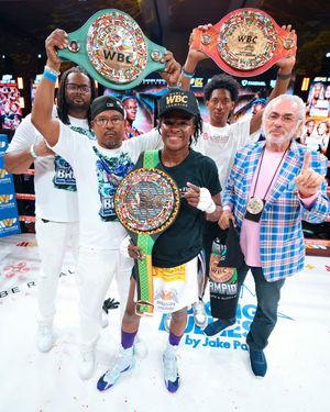 Image post by @tiarabrownboxing on Instagram