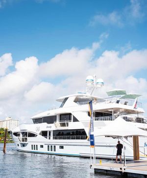 Image post by @ranarealtymiami on Instagram