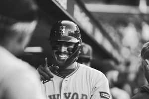 Image post by @markvientos on Instagram