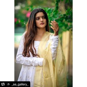 Image post by @tanyasinha_official on Instagram