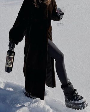 Image post by @prisonerwineco on Instagram
