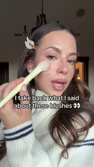 Video post by @anyaweitz on TikTok