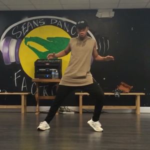 Video post by @justmaiko on Instagram
