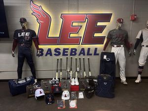 Image post by @leeubaseball on Instagram