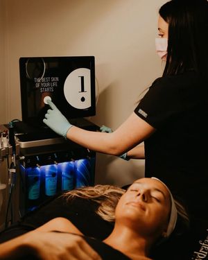 Image post by @HessBeautyBar on Facebook