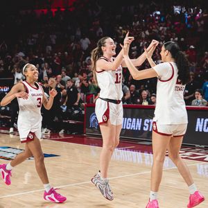 Image post by @ou_wbball on Instagram