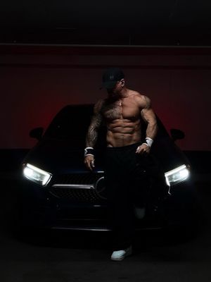 Image post by @theofficialjefflevasseur on Instagram