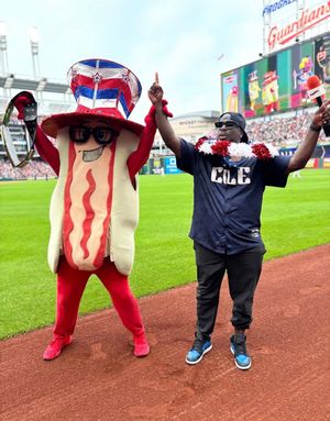 Image post by @CleHotDogs on Twitter