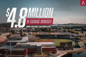 Image post by @RazorbackBSB on Twitter