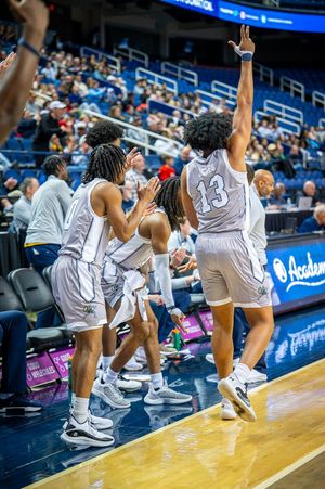 Image post by @UNCGBasketball on Twitter