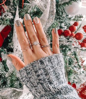 Image post by @impresslashes on Instagram