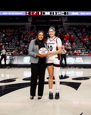 Image post by @gobearcatswbb on Instagram