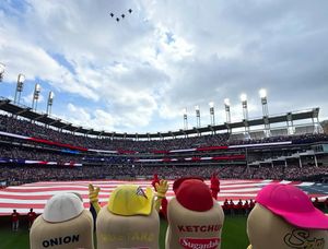 Image post by @clehotdogs on Instagram