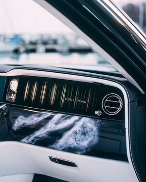 Image post by @rollsroycecars on Instagram