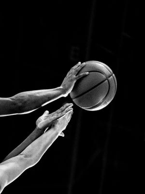 Image post by @izzyroesmedia on Instagram