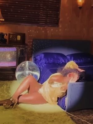 Video post by @102345972970854 on Facebook