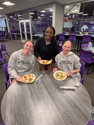 Image post by @una_volleyball on Instagram