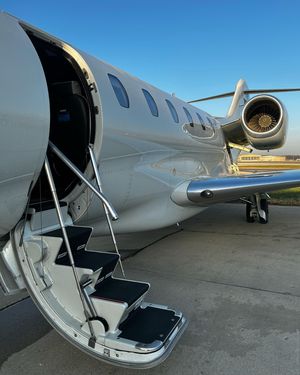 Image post by @acs_aircharter on Instagram