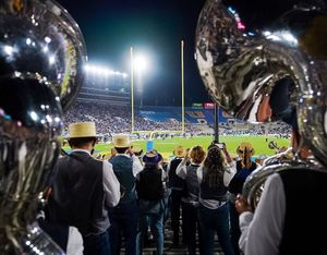 Image post by @calband on Instagram