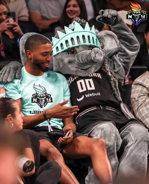 Image post by @bigellieliberty on Instagram