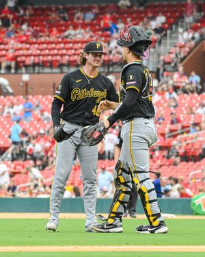 Image post by @Pirates on Twitter