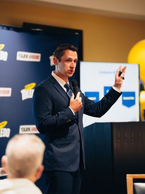 Image post by @utrockets on Instagram