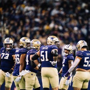 Image post by @uw_football on Instagram