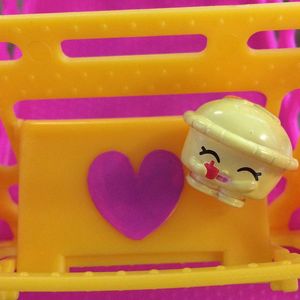Image post by @moosetoys on Instagram